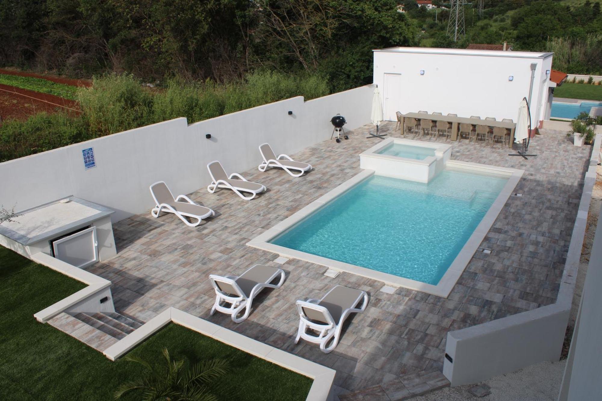Holiday House Emjalemi Pula Bagian luar foto