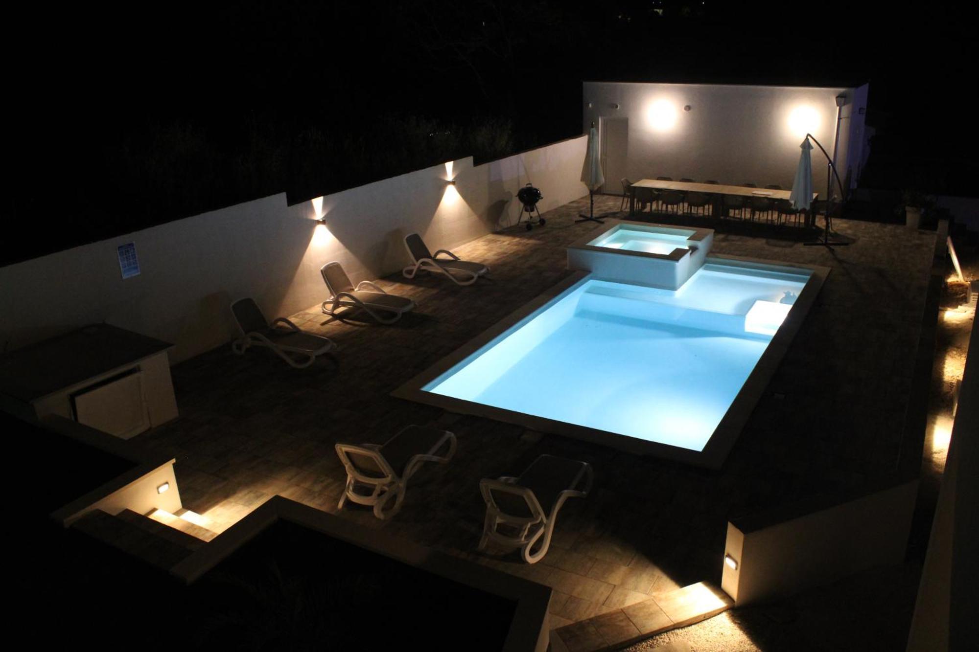 Holiday House Emjalemi Pula Bagian luar foto